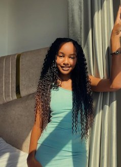 Shantel K - puta in Beirut Photo 1 of 4