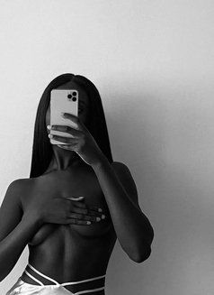 Shantell - escort in Abuja Photo 2 of 3