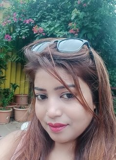 CAM and REAL service available - escort in Pune Photo 1 of 5