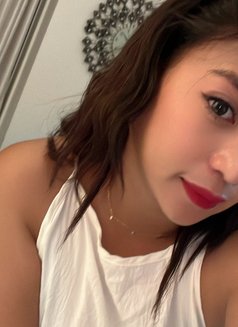 Shanty - escort in Dubai Photo 17 of 18