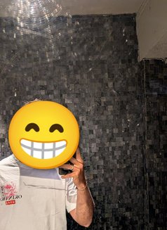 Shanty - Acompañantes masculino in Bangalore Photo 1 of 3