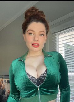 Shantysnapp - escort in Turin Photo 5 of 6