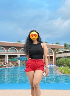 Shanu From Colombo Full service(FFM,Cam) - escort in Dubai Photo 8 of 9