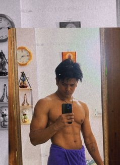 Shanu - Acompañantes masculino in New Delhi Photo 2 of 4