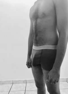 For Fantasy Girls,Ladies & Cuck Couples - Acompañantes masculino in Colombo Photo 8 of 8