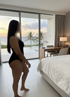 Shanudya - escort in Colombo Photo 1 of 9