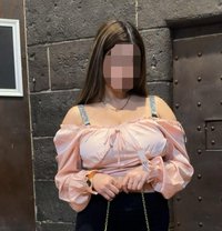 Saloni cam session & real meet availabl - escort in Hyderabad