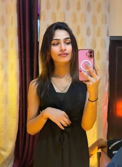 Shanya - Transsexual adult performer in Gurgaon Photo 10 of 13