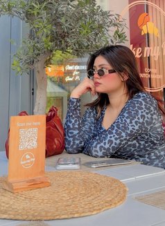 Shanya Student - puta in Dubai Photo 1 of 10