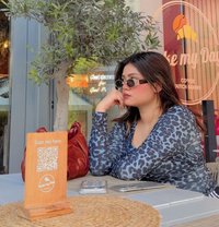 Shanya Student - puta in Dubai