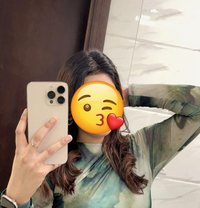Shanzey - puta in Dubai