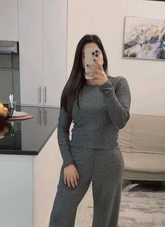 Shanzey VIP Independent Model - escort in Dubai Photo 12 of 19