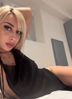 Shara - escort in Bangkok Photo 5 of 6