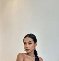 Shareen - escort in Bali Photo 24 of 25