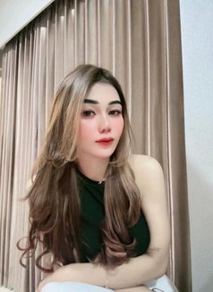 Sharen - puta in Surabaya Photo 5 of 8