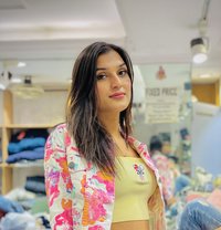 Sharlyn - escort in New Delhi