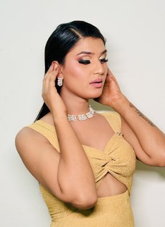 Sharlyn - puta in New Delhi Photo 14 of 14