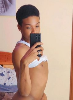 Sharma - Acompañantes masculino in Dubai Photo 4 of 5