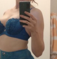 Sharmabi - masseuse in London