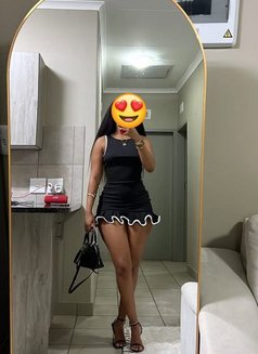 Sharnzy - puta in Indore Photo 3 of 5