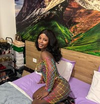 Sharon - escort in Beirut Photo 1 of 16