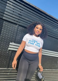 Sharon Ice - escort in Accra Photo 6 of 9