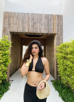 Sharon Indian Model - escort in Dubai Photo 5 of 9