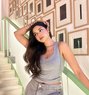 Sharon Indian Model - escort in Dubai Photo 7 of 9
