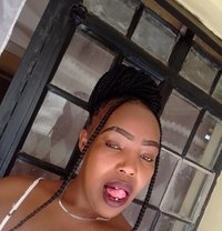 Sharon - puta in Nairobi