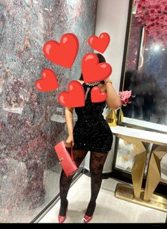 Sharon - escort in Abuja Photo 1 of 4