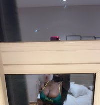 Sharon - escort in Al Juffair
