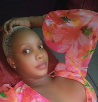 Sharon - escort in Kuala Lumpur Photo 1 of 3