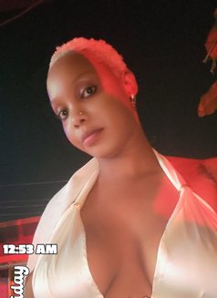 Sharon - escort in Kuala Lumpur Photo 2 of 3