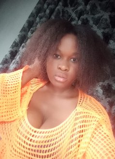 Sharon - escort in Doha Photo 1 of 2