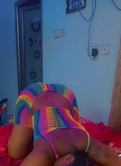 Sharon - escort in Muscat Photo 1 of 6