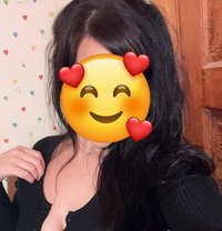 Sharon - escort in Cairo