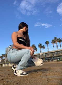 Sharon - Transsexual escort agency in Barcelona Photo 4 of 4