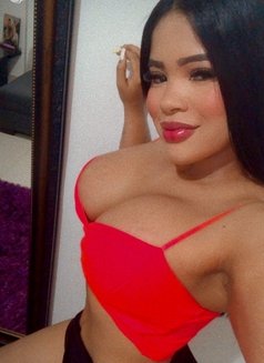 Sharon Young - escort in Hong Kong Photo 1 of 5