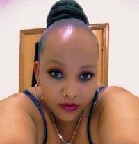 Sharonjoy - puta in Dammam