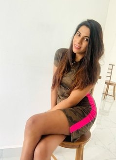 Sharren - Transsexual escort in Colombo Photo 6 of 30