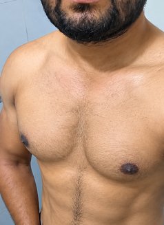 Sharry bhabhi & aunties special free - Acompañantes masculino in Mumbai Photo 13 of 13