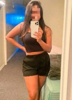 Vinu independent hot girl - escort in Colombo Photo 1 of 5
