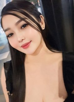 Shasha Mee - escort in Mumbai Photo 1 of 8