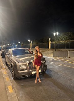 Shasha - escort in Paris Photo 8 of 10