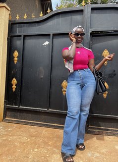 Shasha - puta in Phuket Photo 1 of 5