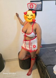 Shashaa independent girl - masseuse in Dubai Photo 13 of 16