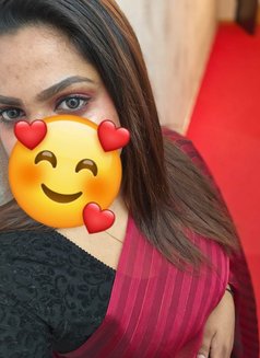 Shashaa independent girl - masseuse in Dubai Photo 19 of 21