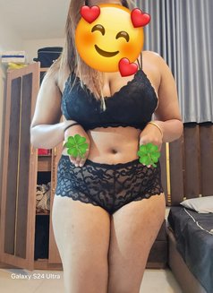 Shashaa independent girl - masseuse in Dubai Photo 23 of 24