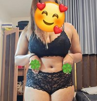 Shashaa independent girl - masseuse in Dubai