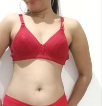 Shashi Milf - escort in Colombo